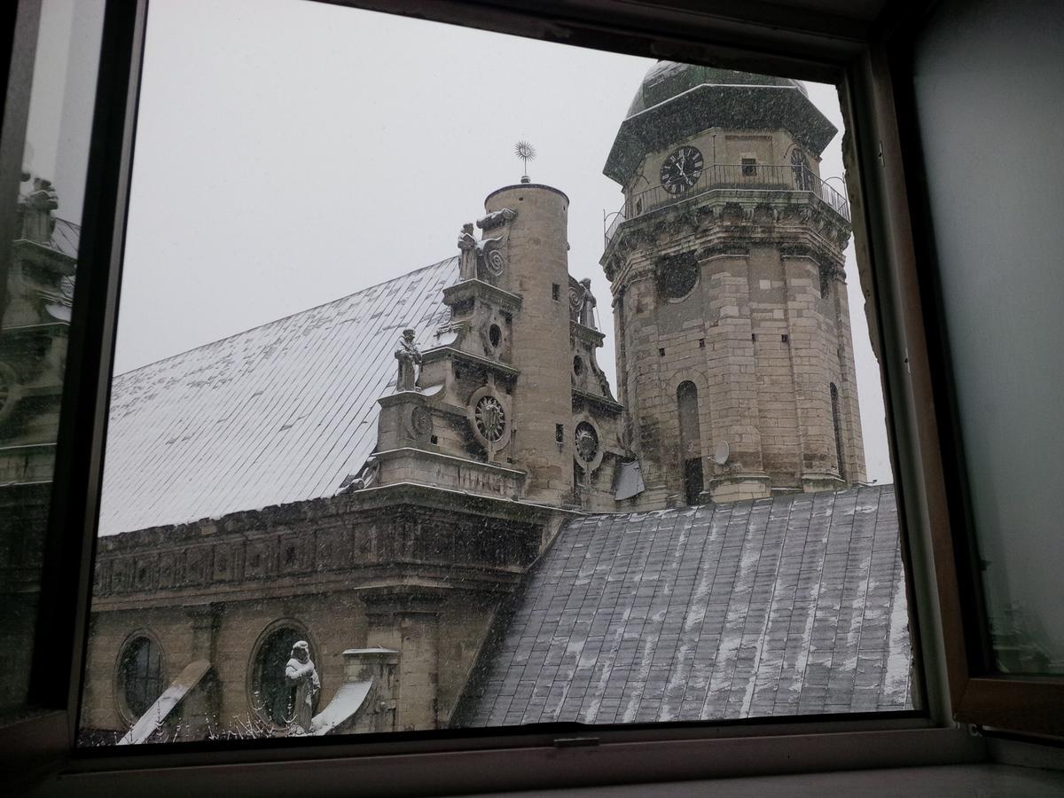 Lviv Amazing Rooftop Apartment Εξωτερικό φωτογραφία
