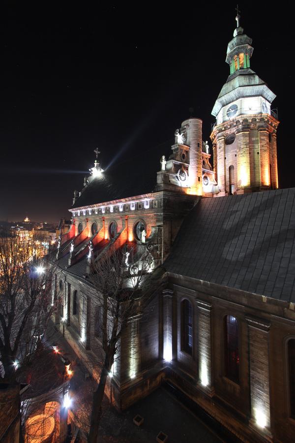 Lviv Amazing Rooftop Apartment Εξωτερικό φωτογραφία